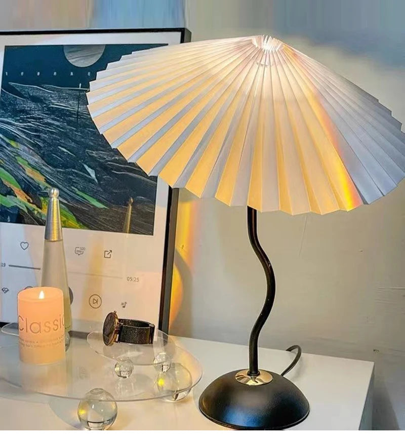Nordic LED Desk Lamp Bedroom Bedside Living Room Retro Bar