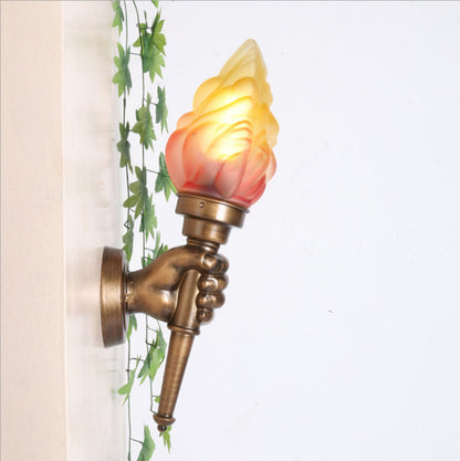 Creative torchbearer wall lamp