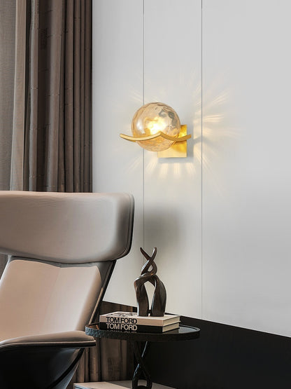 Simple Bedroom Bedside European Wall Lamp