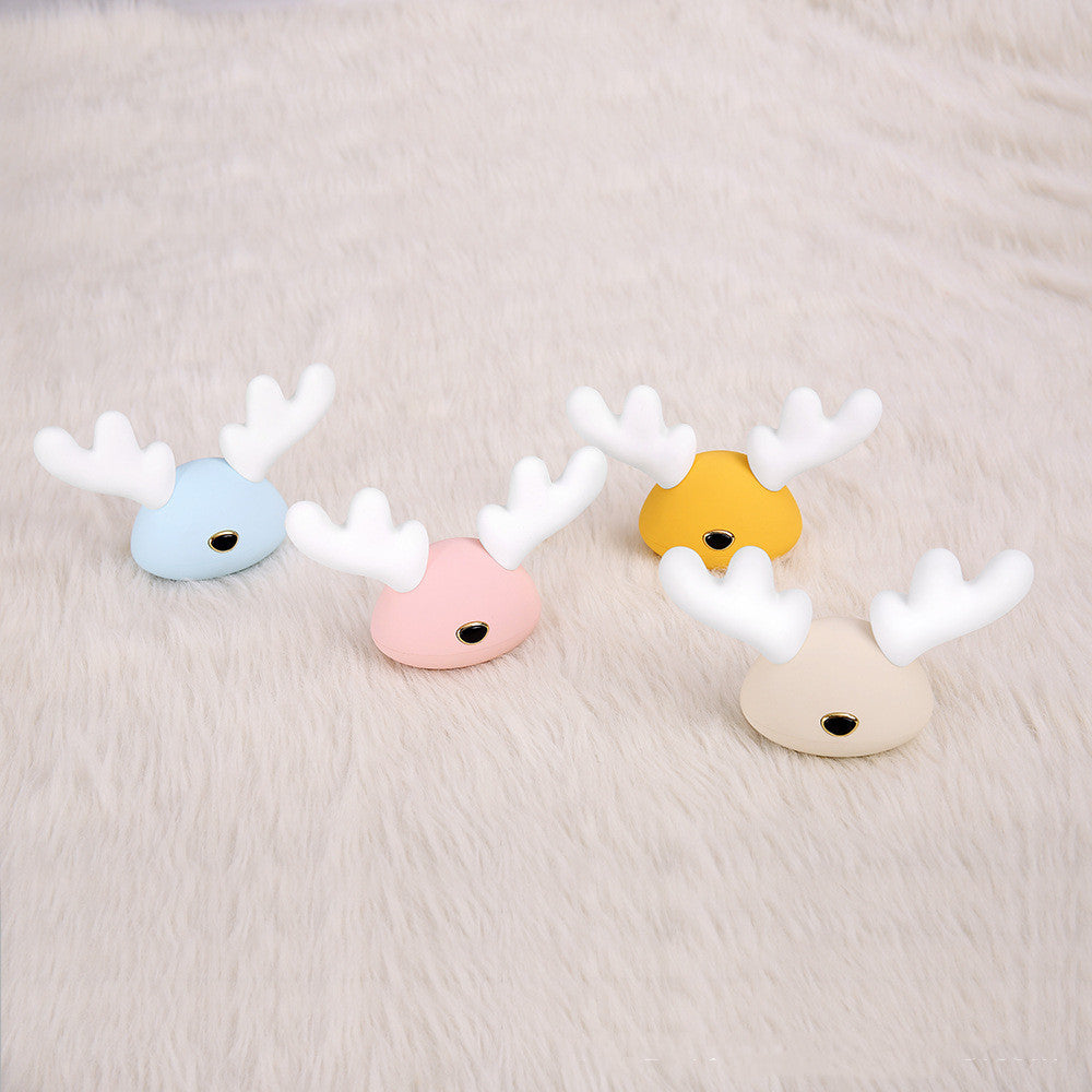 USB LED Night Light Deer Changing Night Light Lamp