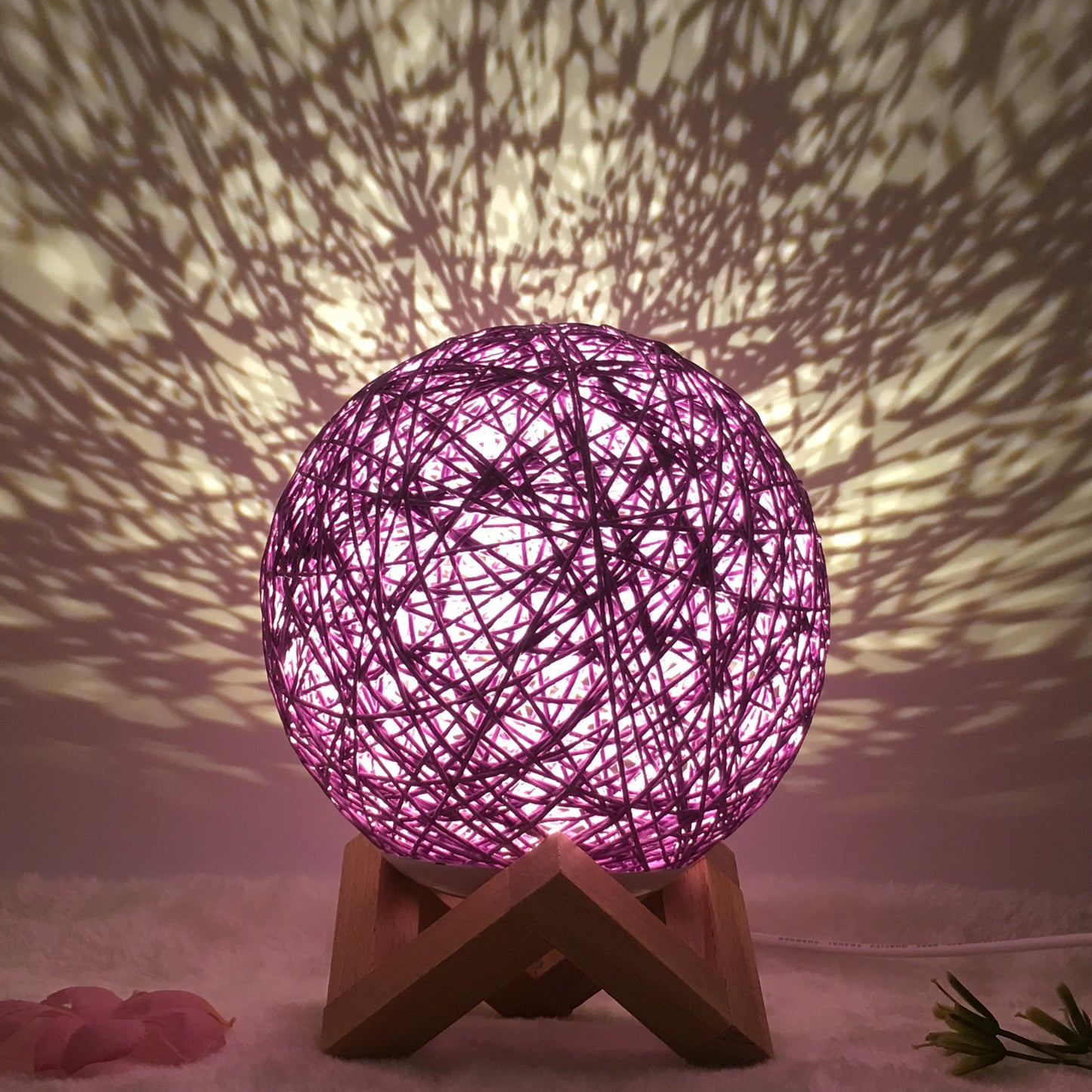 Creative Linen Table Lamp Novel and Unique LED Intelligent Ball Lamp