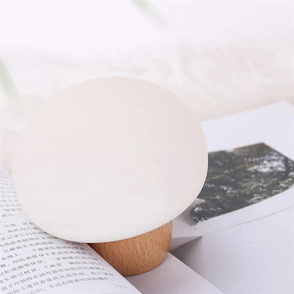 Silicone LED Night Lamp Brightness Mushroom Pat LED Light