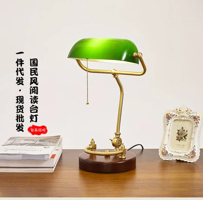 Classical Retro Vintage Metal Wood Bank Table Lamp Led