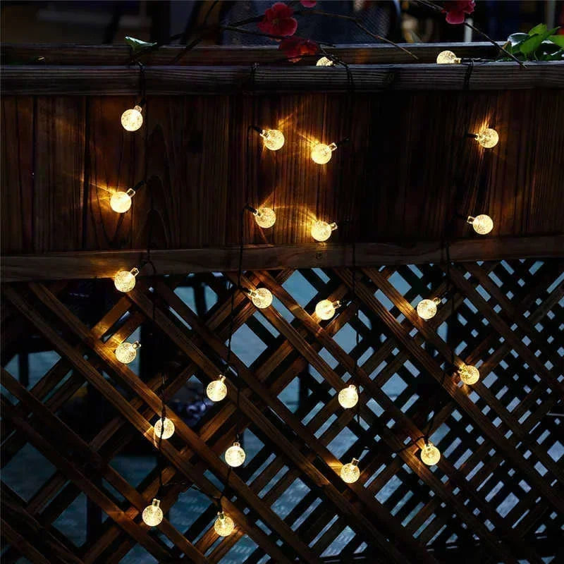 LED Solar-Powered Bubble Ball LED String Light Waterproof Outdoor