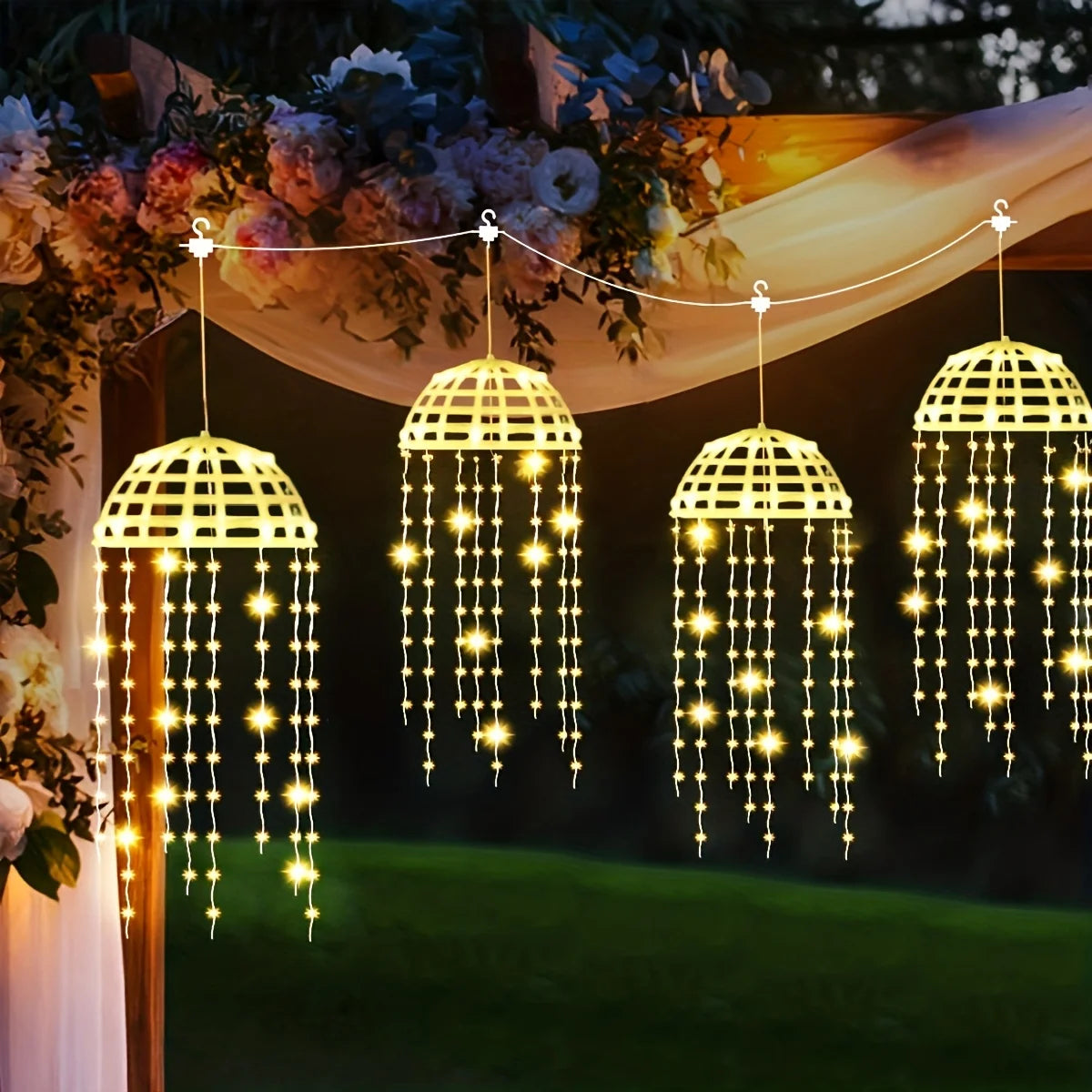 Jellyfish Lights, 8 Lighting Modes  for Patio Eaves Balcony Porch Trees  Christmas Decoration