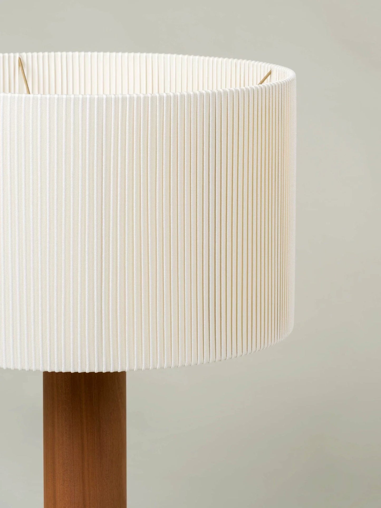 Nordic Vintage Table Lamp Solid Wood Reading Lamp