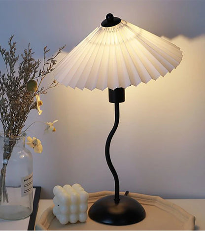 Nordic LED Desk Lamp Bedroom Bedside Living Room Retro Bar