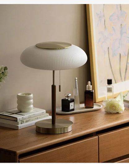 Nordic Vintage Table Lamp Solid Wood Reading Lamp