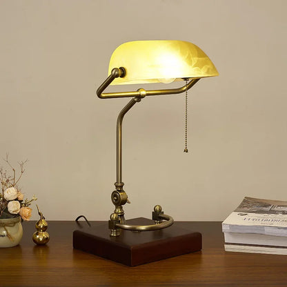 Classical Retro Vintage Metal Wood Bank Table Lamp Led