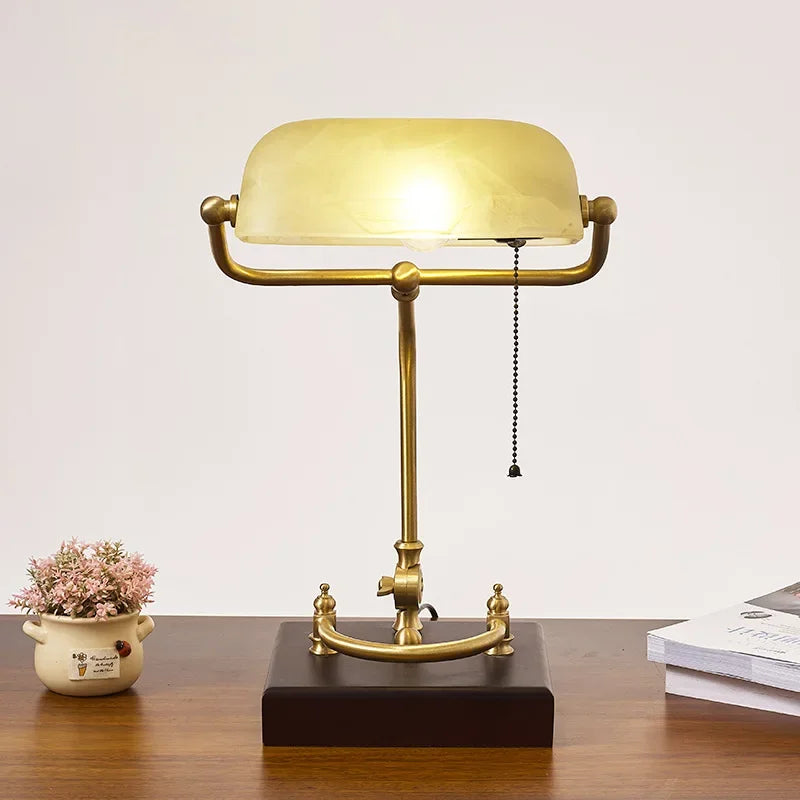 Classical Retro Vintage Metal Wood Bank Table Lamp Led