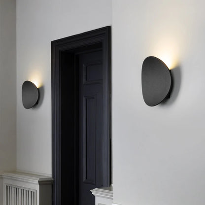 LED Wall Lamp Indoor and Outdoor IP65 Waterproof White/black Modern