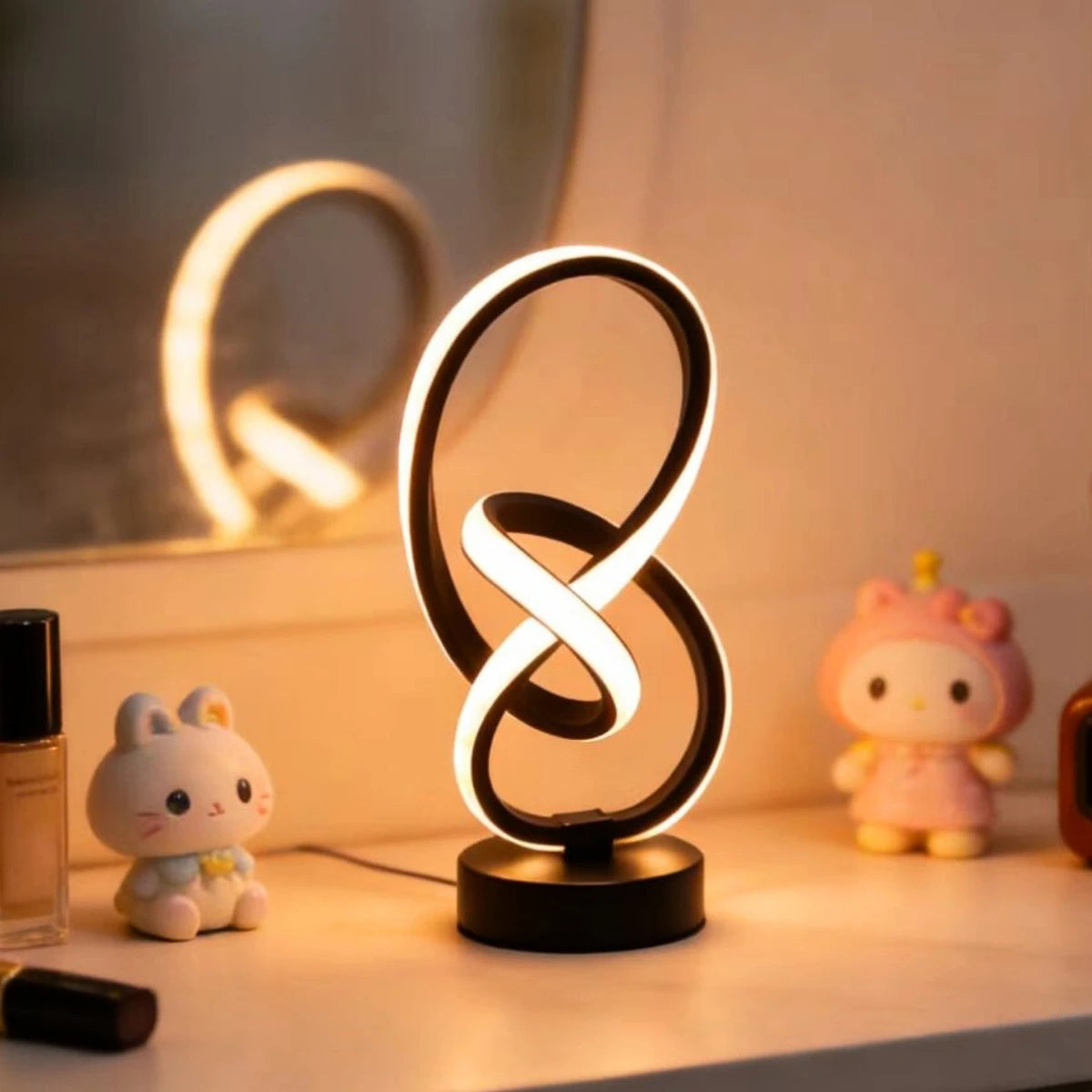 Simple and Creative LED Desk Lamp with USB Three Color Adjustable
