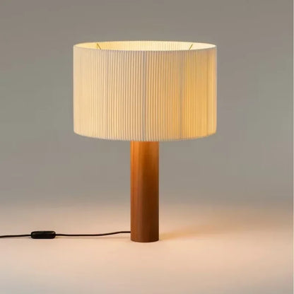 Nordic Vintage Table Lamp Solid Wood Reading Lamp