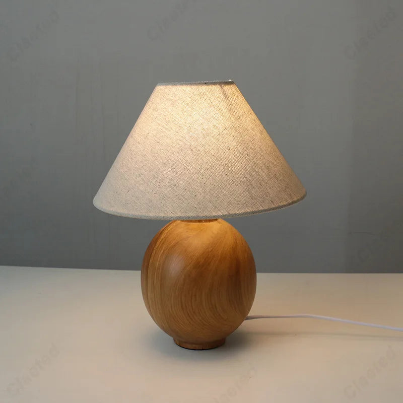 Creative Retro LED Linen Desk Lamp Solid Wood Bedroom
