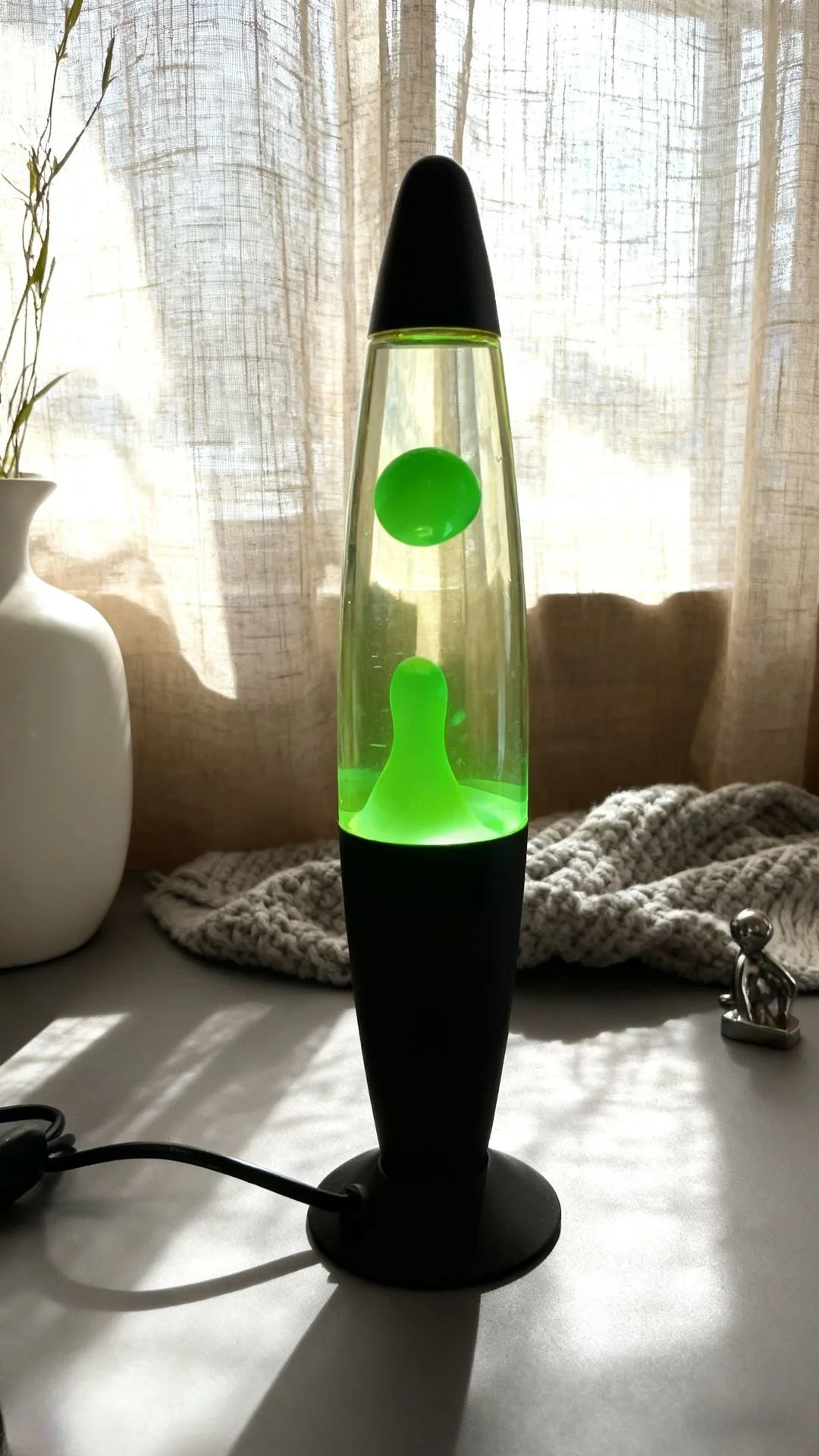 Jellyfish Decorative Lamp Metal Base Volcanic Lava Night Light