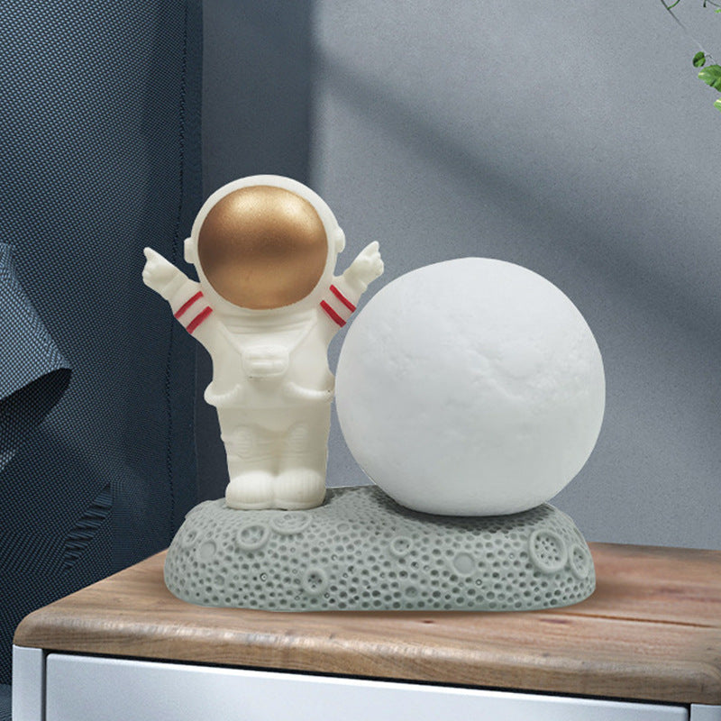 Modern Creative Astronaut Small Night Lamp Decoration